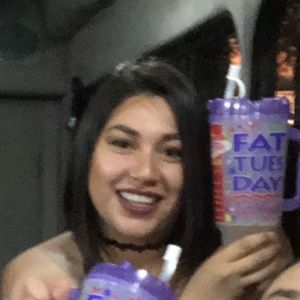 Meet your Posher, Angelica